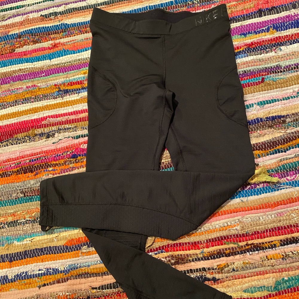black nike leggings